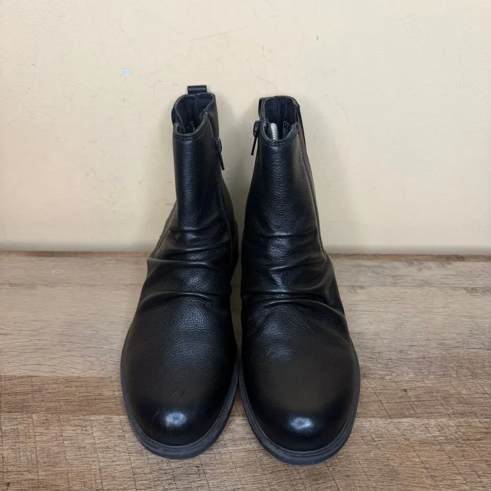 Clarks Hearth Rose black ankle boots women’s size 8 booties shoes